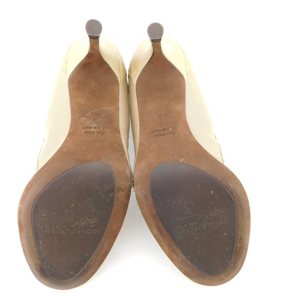 Unworn DONALD PLINER Beige Shimmer Gold Pumps 6.5 - Picture 7 of 10